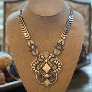 Stella & Dot Kaia Necklace